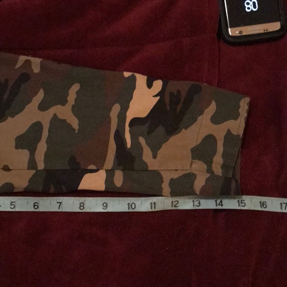 Women’s camo blazer/jacket - Picture 2 of 4